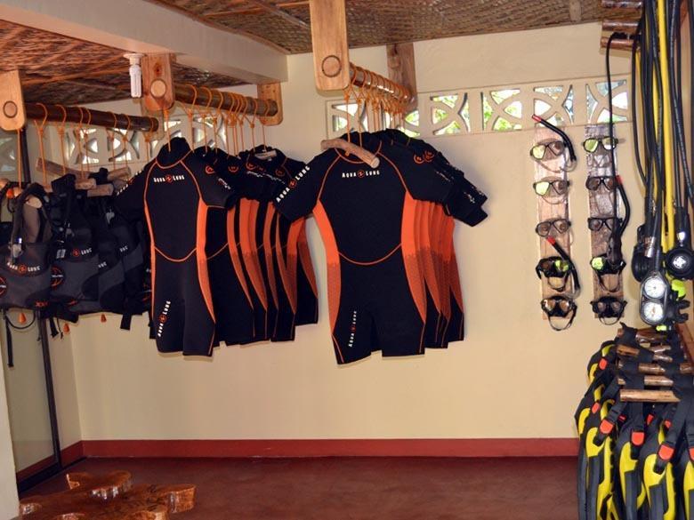 Camiguin Volcan Beach Eco Retreat & Dive Resort Мамбаджао Екстериор снимка