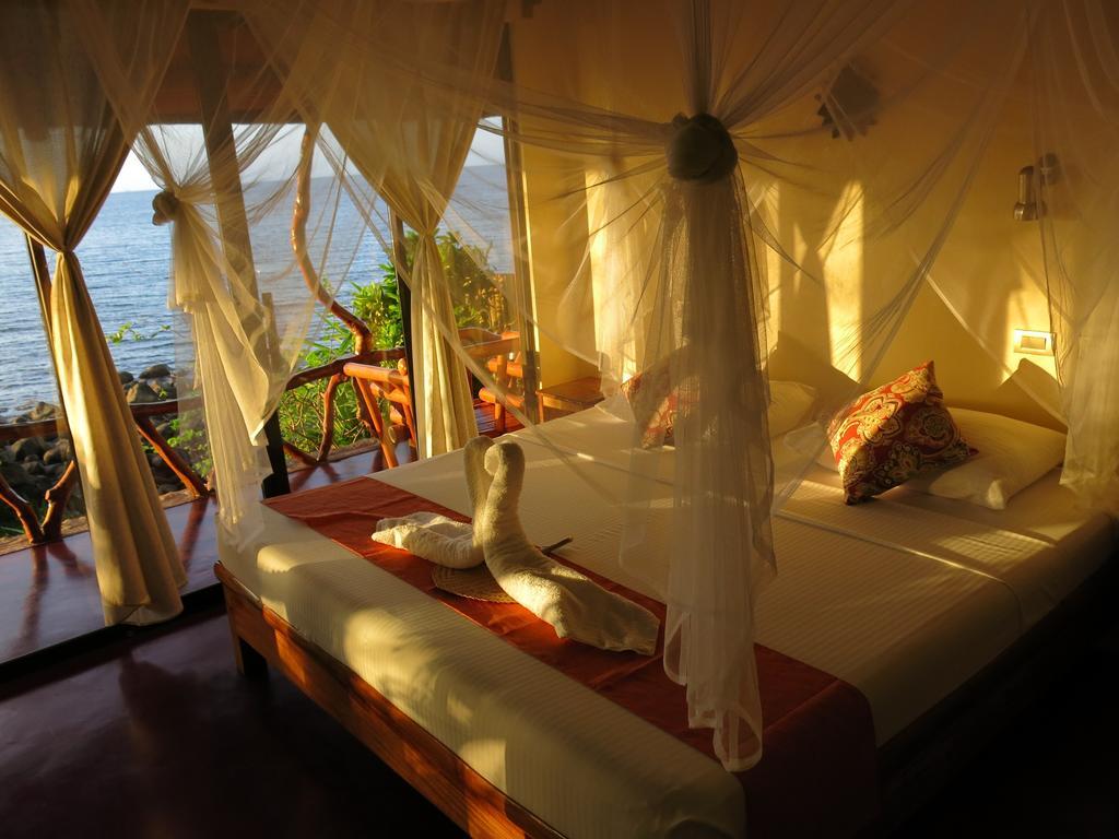 Camiguin Volcan Beach Eco Retreat & Dive Resort Мамбаджао Екстериор снимка