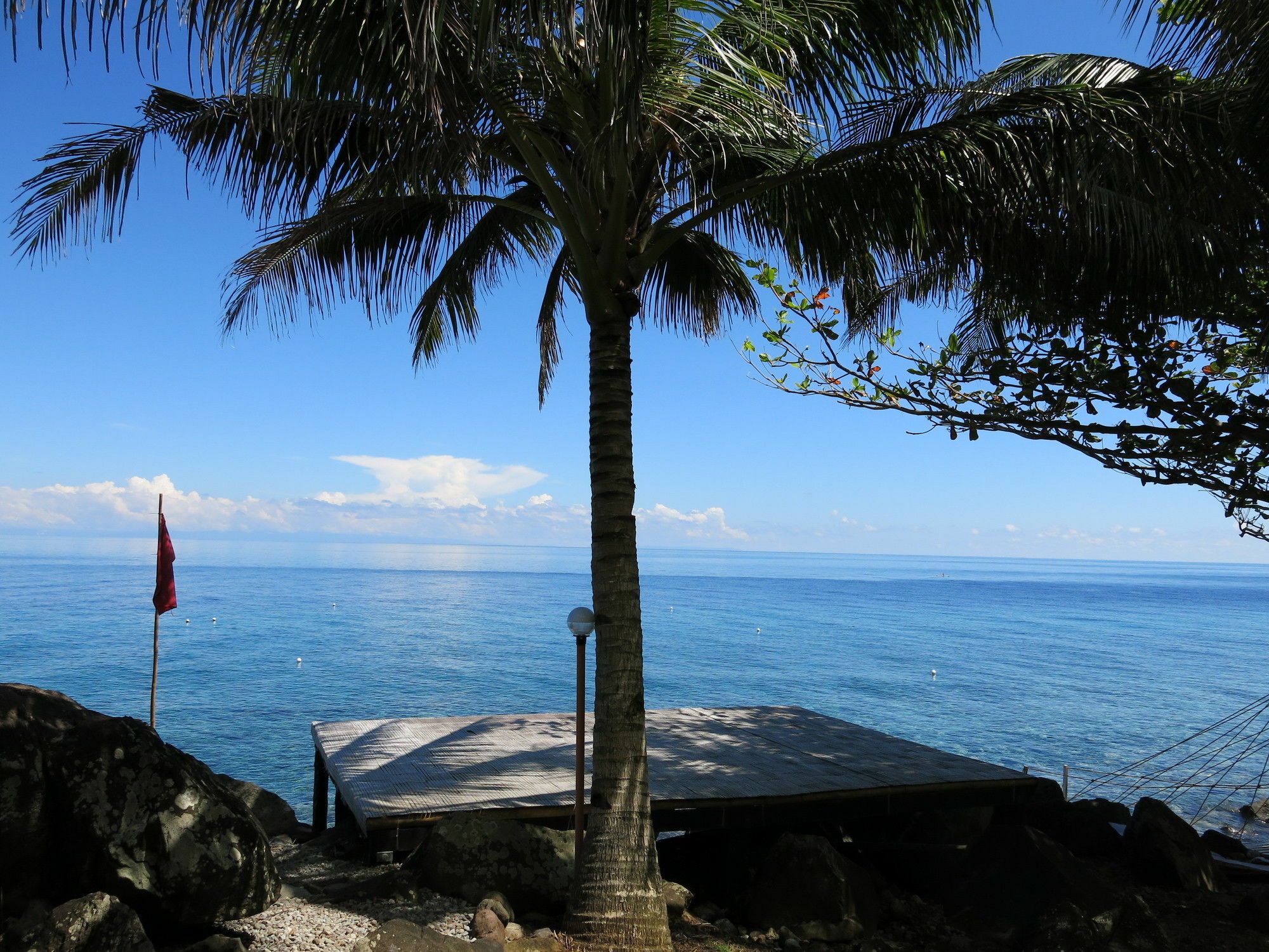 Camiguin Volcan Beach Eco Retreat & Dive Resort Мамбаджао Екстериор снимка