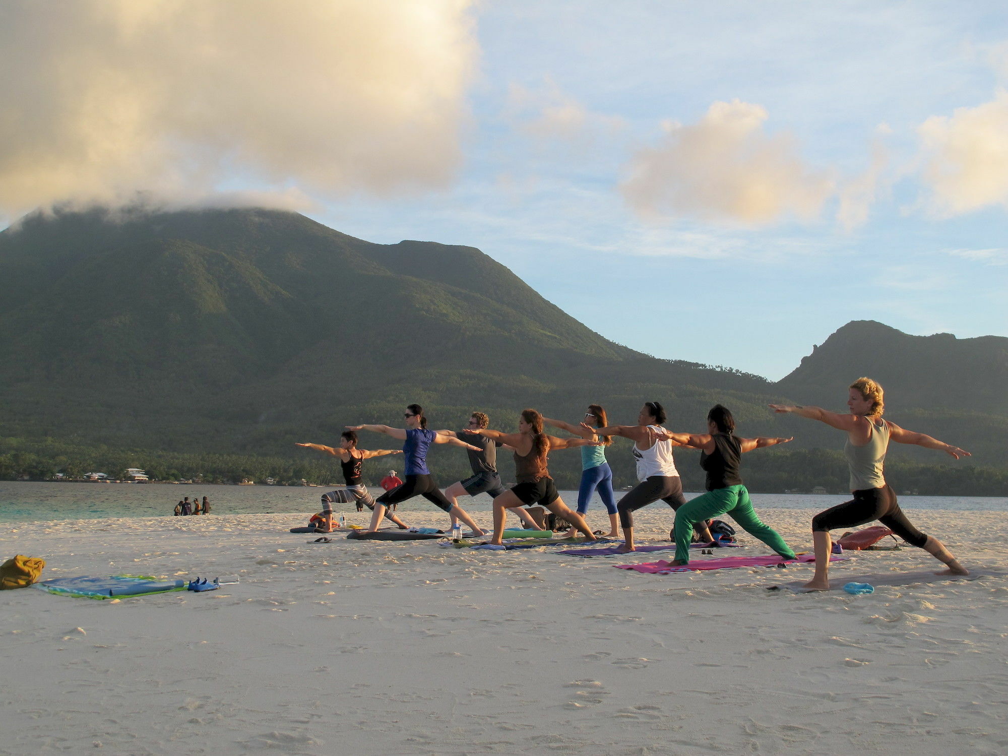 Camiguin Volcan Beach Eco Retreat & Dive Resort Мамбаджао Екстериор снимка