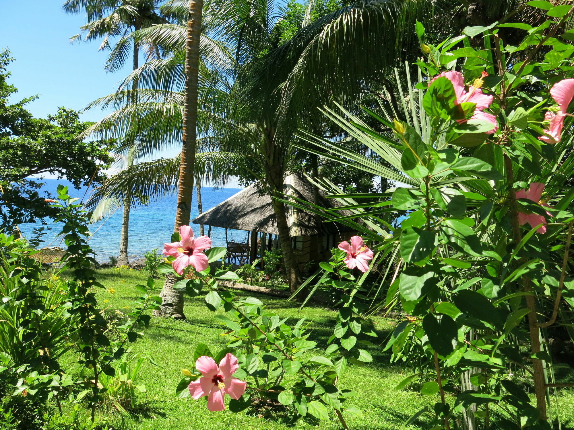 Camiguin Volcan Beach Eco Retreat & Dive Resort Мамбаджао Екстериор снимка